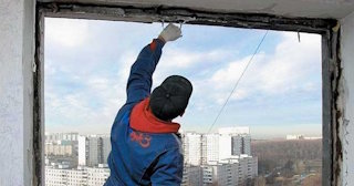 Демонтаж остекления балкона в Благовещенске - цена от 580 руб. - Сварной-Бгн